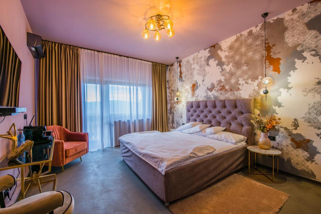 Pensiunea Casa Buna Gîrbova エクステリア 写真