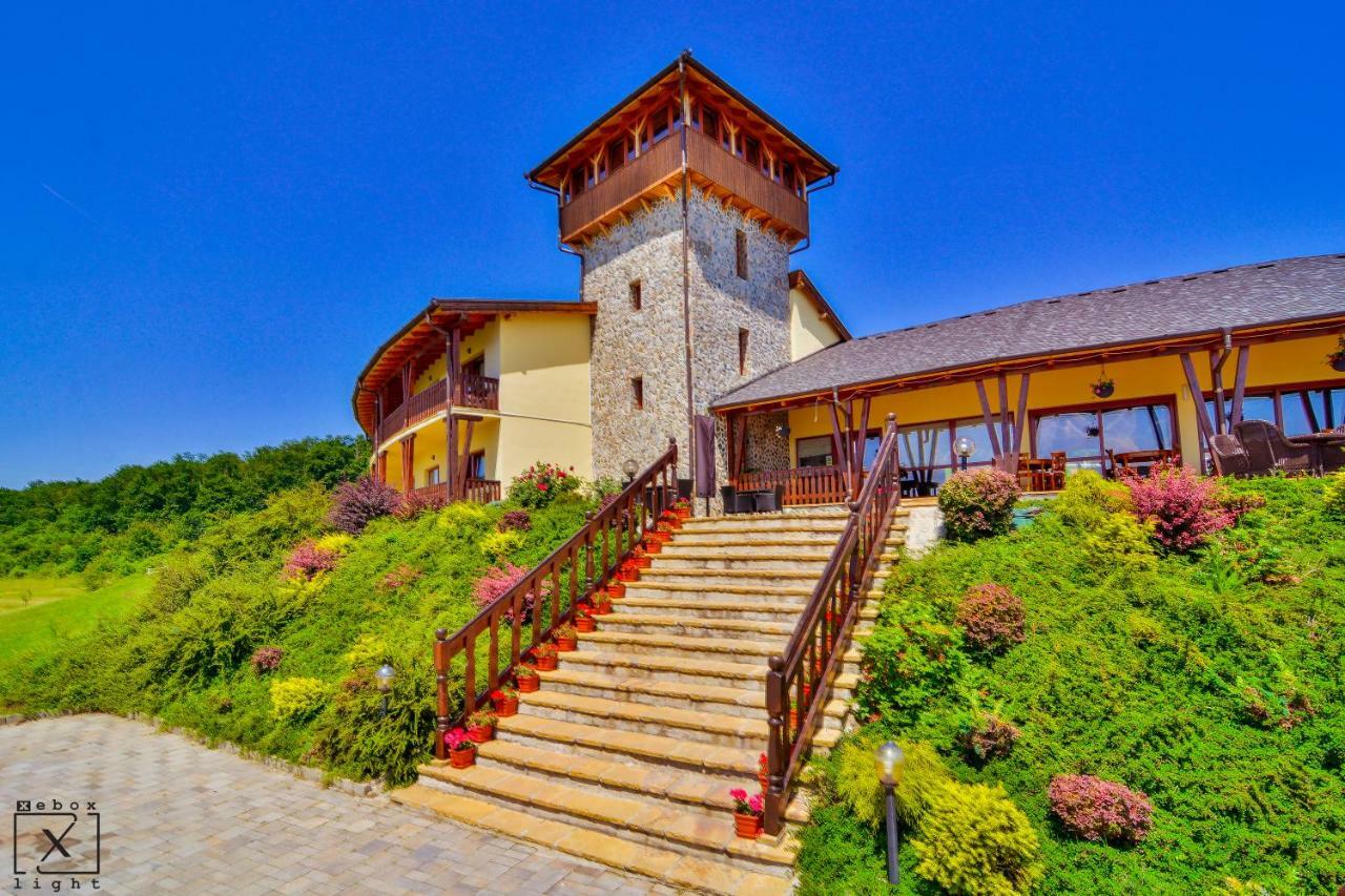 Pensiunea Casa Buna Gîrbova エクステリア 写真